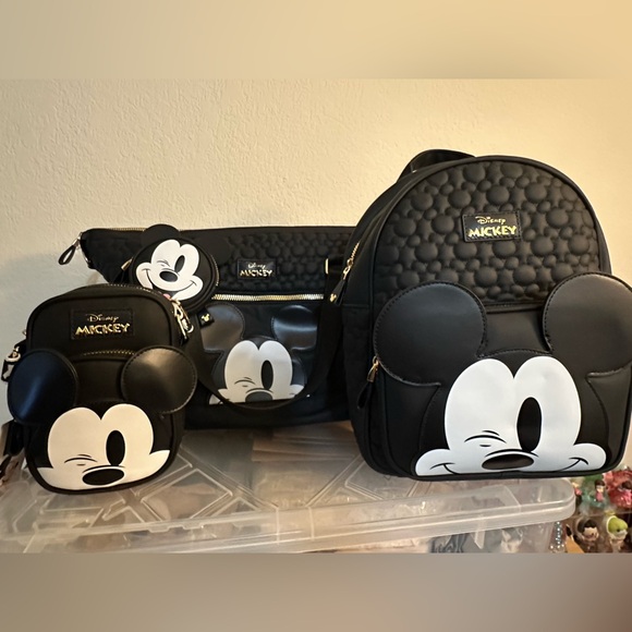 Primark Winking Mickey Set - Picture 1 of 1